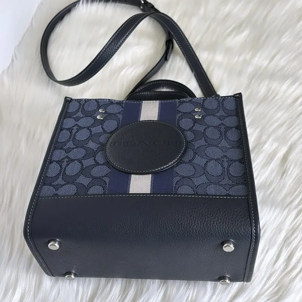 NWT Coach Dempsey Tote Bag 22 In Signature Jacquard With Stripe And Coach Patch - Picture 11 of 13